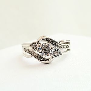 Sterling Diamond Ring Sz 7